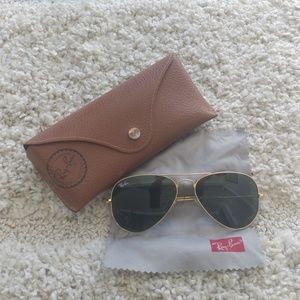 Authentic Classic Ray-Ban Aviator